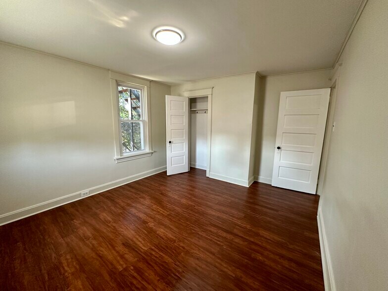Back Bedroom - 415 9th St