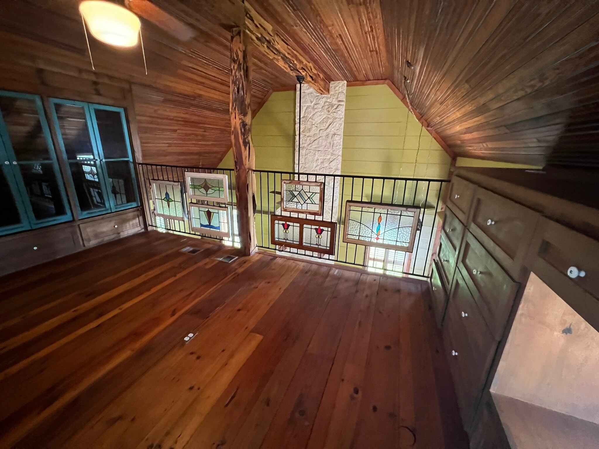 Building Photo - 813 W Bluebonnet Dr