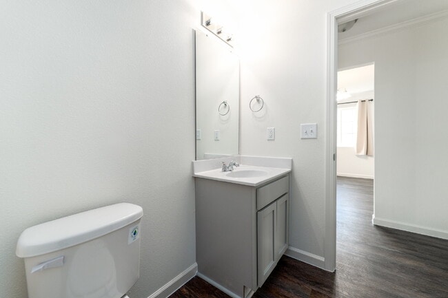 Building Photo - 3662 Foxton Dr