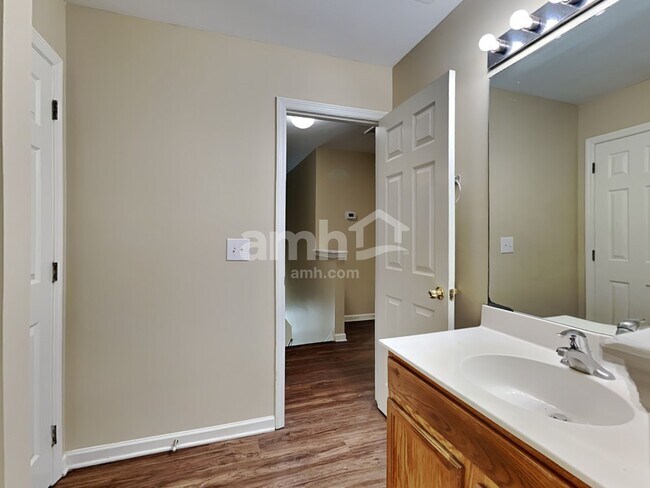 Building Photo - 4808 Morning Dew Ct