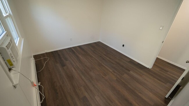 Building Photo - 18 E 46th St