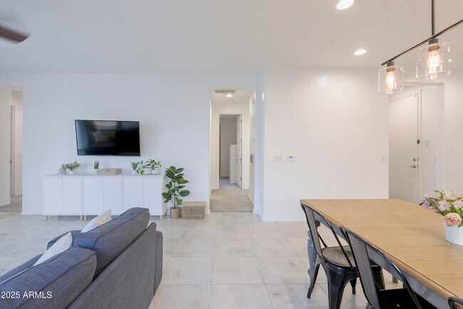 Building Photo - 22638 E Quintero Ct