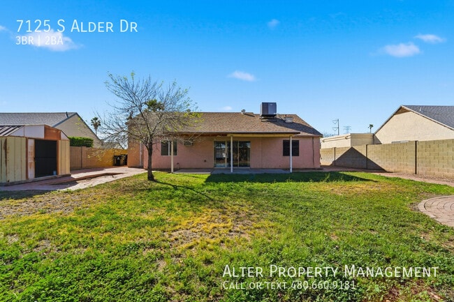 Building Photo - 7125 S Alder Dr