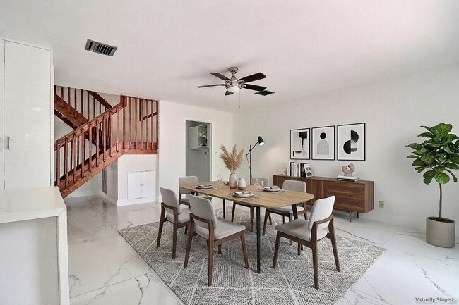 Building Photo - 9401 Aegean Dr
