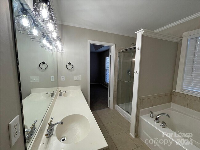 Building Photo - 8307 Belstead Brook Ct