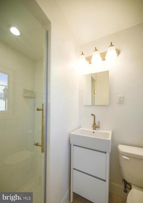 Building Photo - 2503 Holman Ave