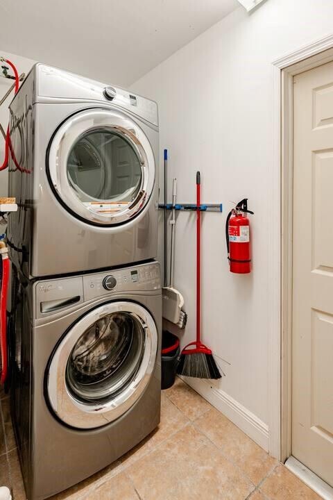 Building Photo - 3672 NW 17th Terrace