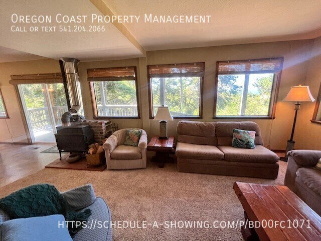 Building Photo - 32300 Cape Kiwanda Dr