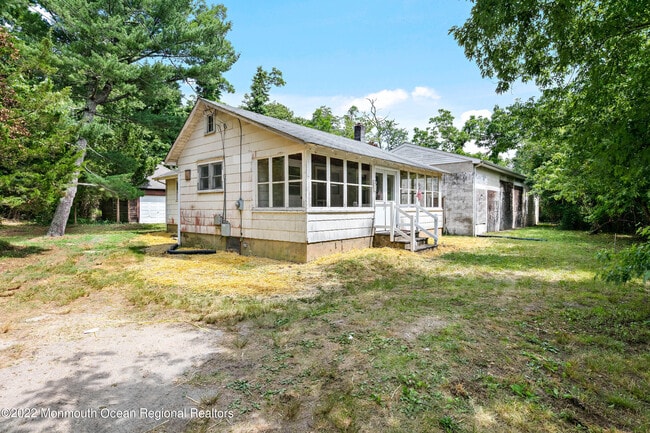 Building Photo - 21 Toms River Rd