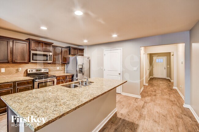 Building Photo - 11565 Cedar Glades Dr