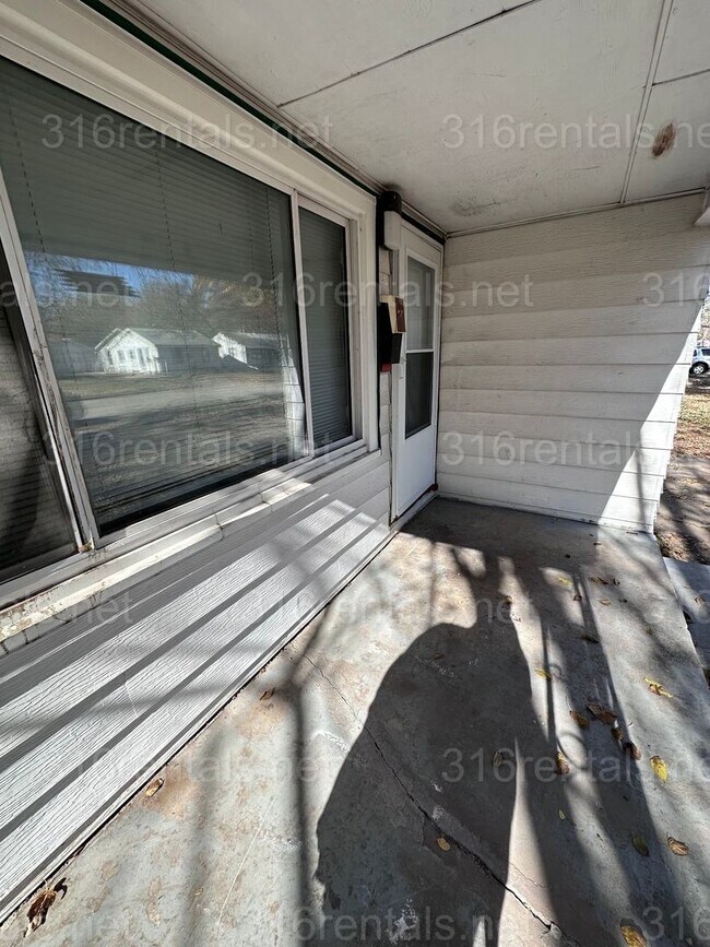 Building Photo - COMING SOON, PLEASE CHECK BACK.