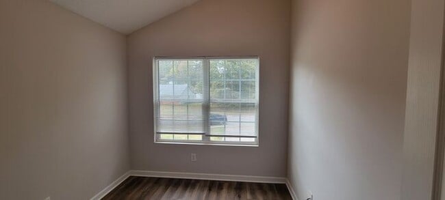 Building Photo - COMING SOON: Renovated 3BR 2BA Home w/ 2-Car Garage • Open-Concept Kitchen in Griffin