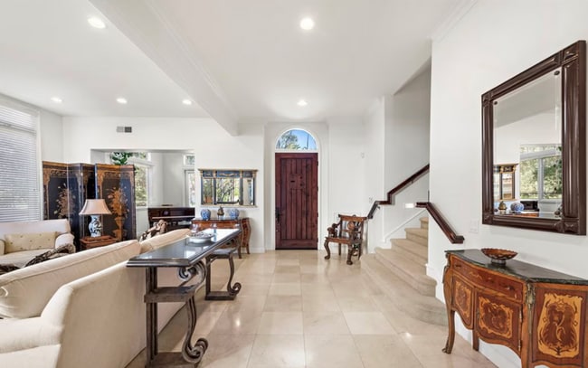 Building Photo - 21 Via Palladio