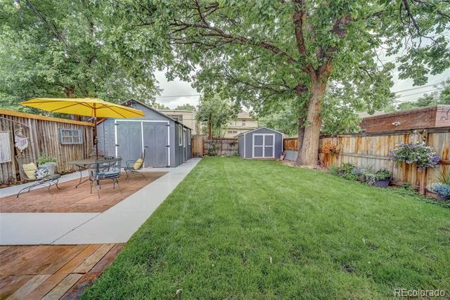 Building Photo - 1217 Steele St