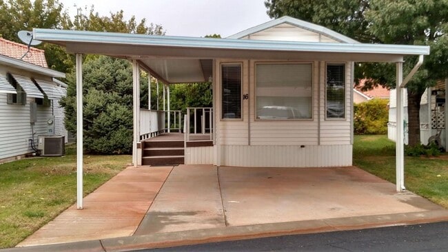 Building Photo - 180 N 1100 E