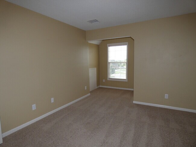 Building Photo - Beautifully Updated Home in Staley Area!