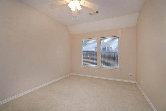 Building Photo - 17222 Leeside Dr