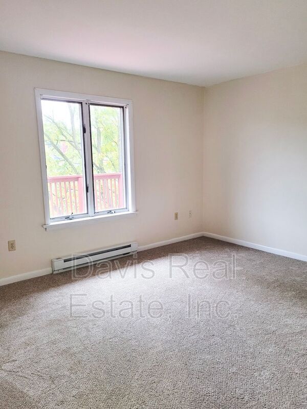Building Photo - 310 S Lincoln Ave