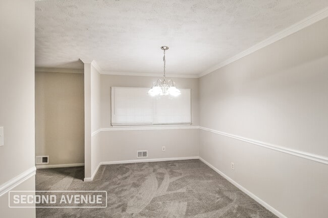 Building Photo - 2481 Rockbridge Rd NW