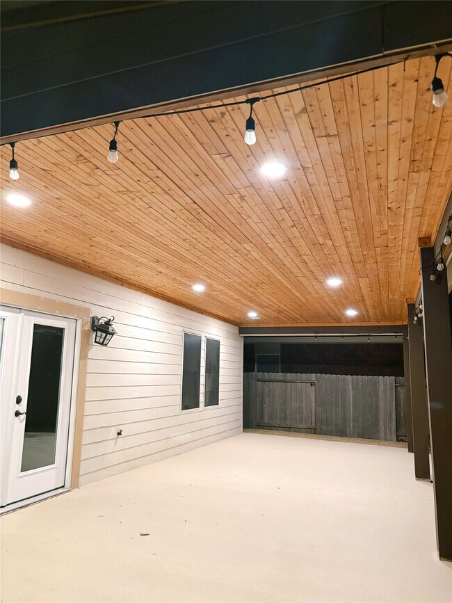 Building Photo - 13534 Wembley Heights Dr