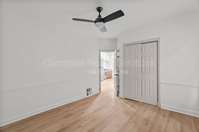 Building Photo - 4642 Idaho Ave