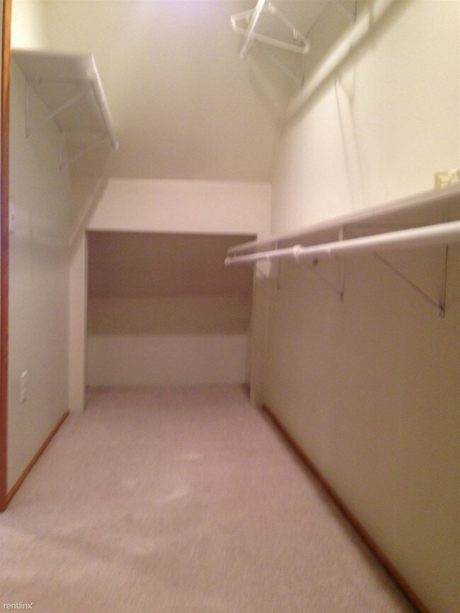 Building Photo - 3 br, 2 bath House - 4401 Dryden Rd Cozy C...