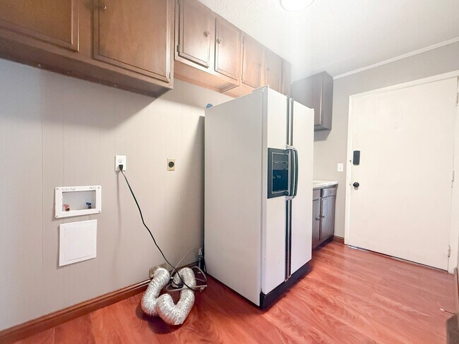 Building Photo - Spacious 3-Bedroom Home with Huge Yard, Covered Porches & Storage Building