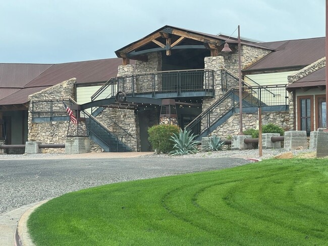 Building Photo - Laughlin Ranch 3 BR 2Ba Public Golf Community with Canyon & Mountain Views