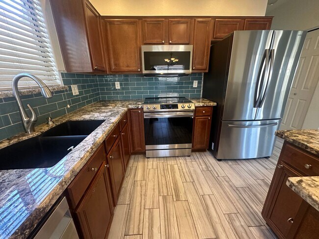 Building Photo - JACOBS RANCH IN AJ