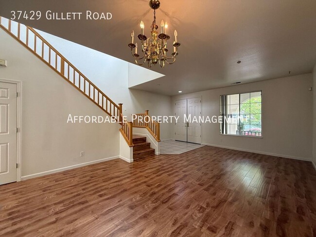 Building Photo - 37429 Gillett Rd