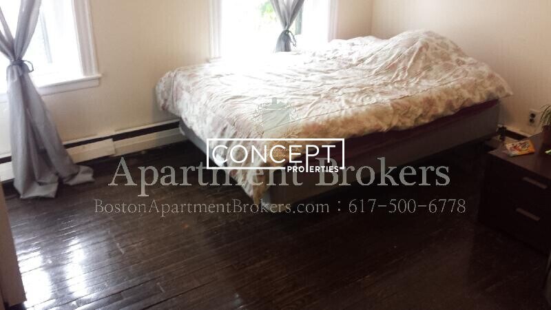 Building Photo - 41 Anderson St