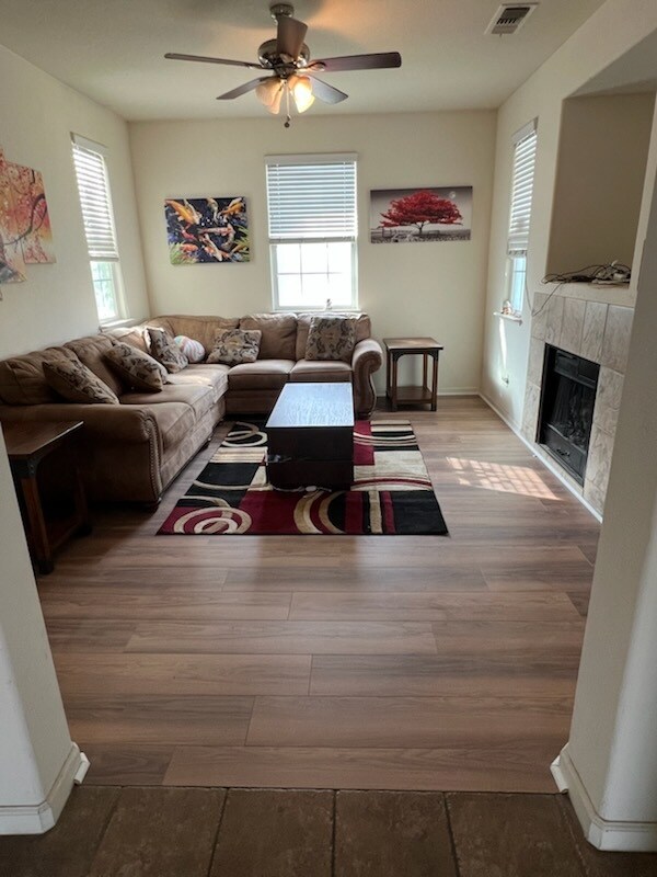 Building Photo - 17302 Walnut Burl Ln