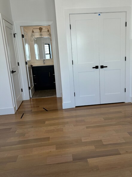 Building Photo - 97 Addison St