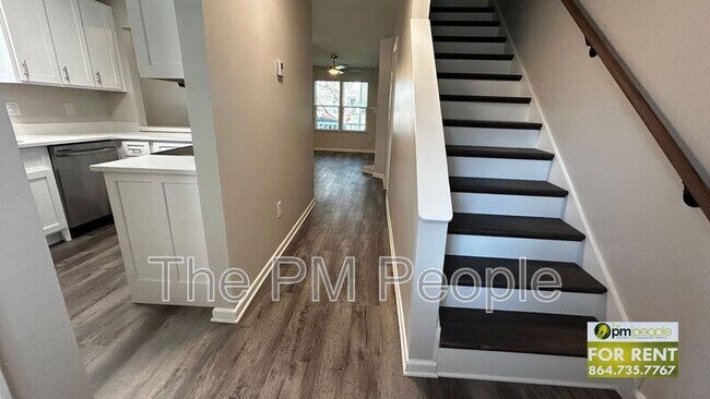 Building Photo - 10B Pointer Ln