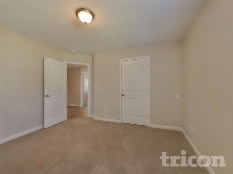 Building Photo - 38 Beaumont Crossing