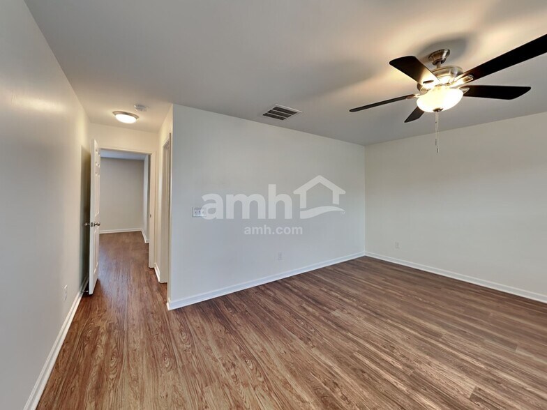 Building Photo - 155 Slaters Drive