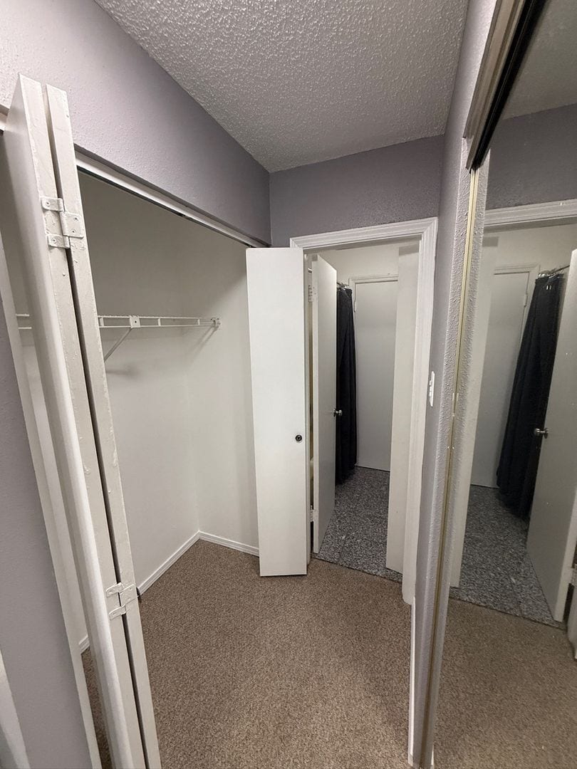 Building Photo - 186 Avant Garde Cir