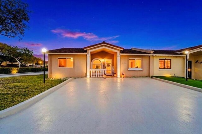 Building Photo - 17255 NW 72nd Ct