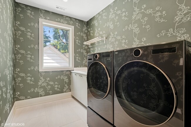 Building Photo - 146 Sterling Ln