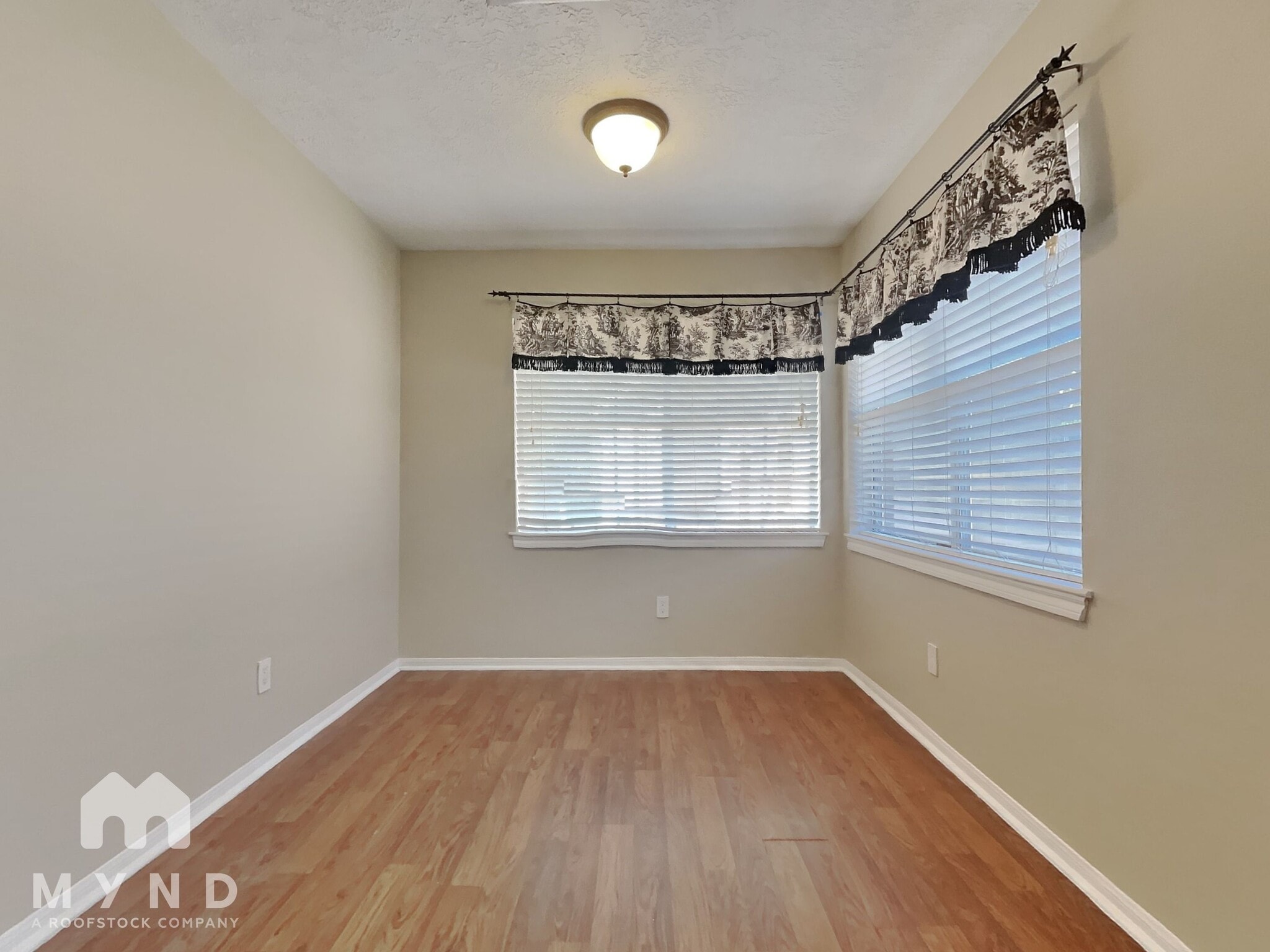 Building Photo - 9015 Eldora Dr
