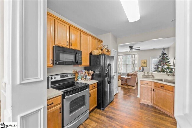 Building Photo - 132 Xander Dr