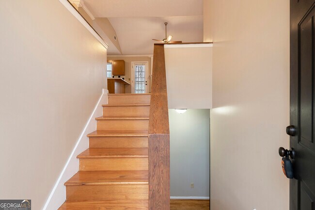Building Photo - 5637 Tunbridge Wells Ct