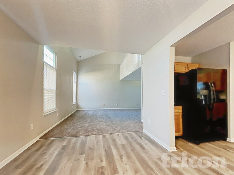 Building Photo - 1710 Ashley Dr