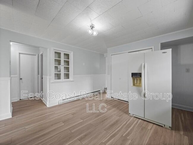 Building Photo - 528 Hack Wilson Way