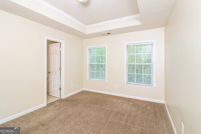 Building Photo - 1711 Highlands View Dr