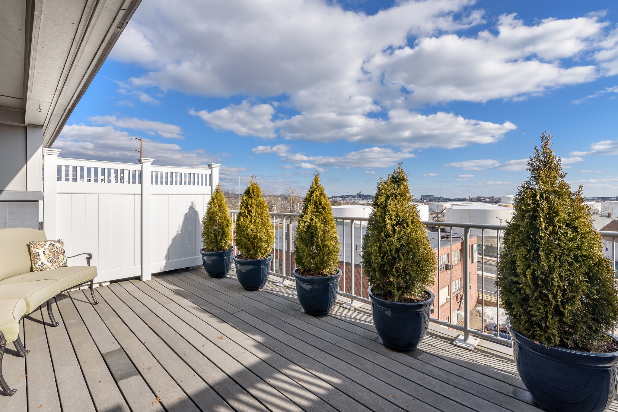 Building Photo - 210 Broadway