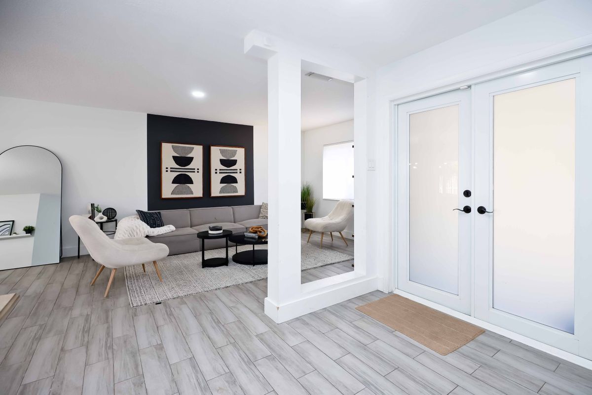 Building Photo - 3149 NW 71st Ave