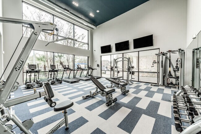 Building Photo - 1 Bedroom Beauty – Get Up to $750 Off Move...