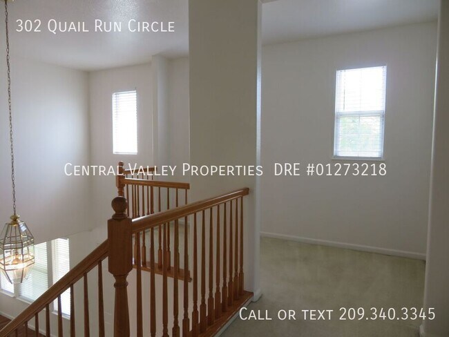 Building Photo - 302 Quail Run Cir