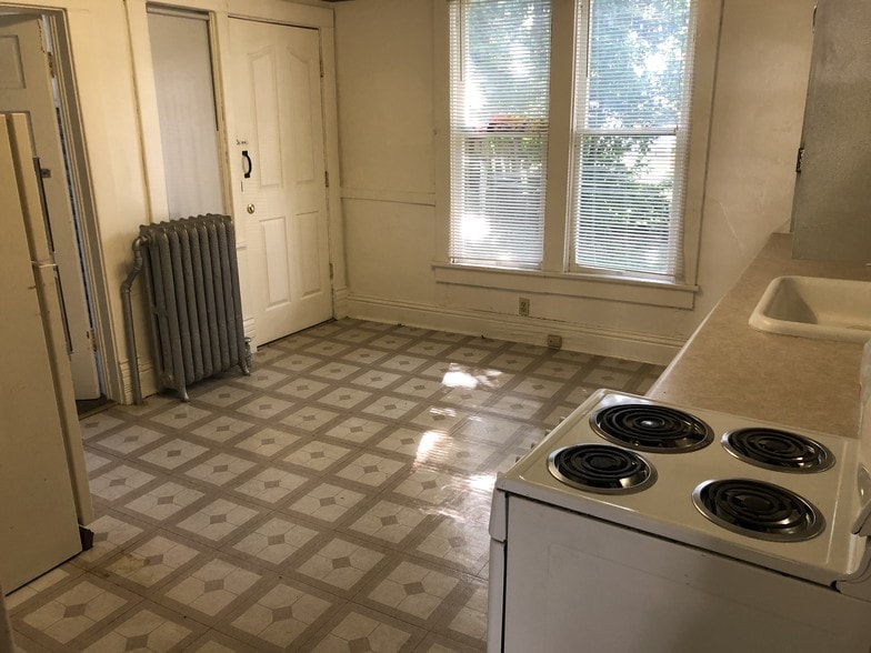 Building Photo - 2839 N 50th St